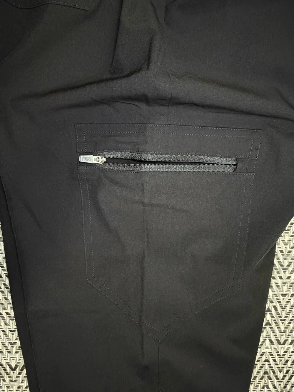 FIGS Technical Collection Jogger Scrub Pants Black Size S NWT Drawstring Stretch